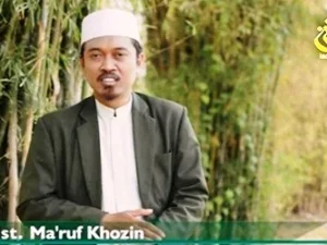 Hukum Main HP Saat Khutbah Jumat