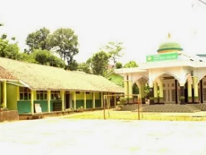 Panti Asuhan Anwarush Sholihin Purwokerto