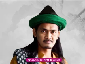 Biografi Drs. KH. Muhammad Ali Shodiqin