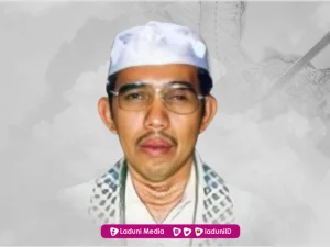 Biografi KH. Asyhari Marzuqi, Pendiri Pesantren Nurul Ummah Kotagede Yogyakarta