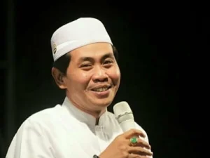 KH Anwar Zahid: Hidup adalah Tentang Cara Menikmati dan Mensyukuri