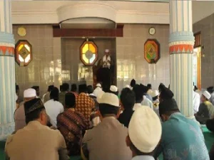 Bolehkah Shalat Sunnah Waktu Khutbah Jumat dimulai?