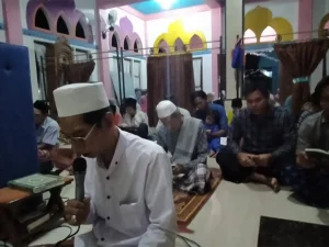 Pondok Pesantren Madinatul Ilmi Cirebon Gelar Doa Tolak Bala Bersama Masyarakat