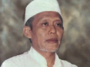 Wajahnya Memancarkan Cahaya, Bukti Karomah KH. Syaerozie Cirebon