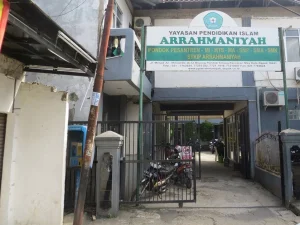 Pesantren Arrahmaniyah Depok