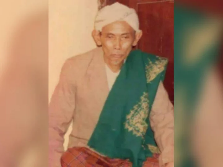 Kisah KH. Masduqi Ali Babakan, Sosok yang Mengasuh Gus Dur Saat Kecil