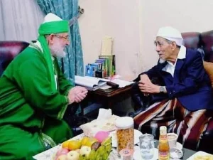 Lima Ciri Kewalian KH Maimoen Zubair Menurut Syekh Fadil Al-Jailani