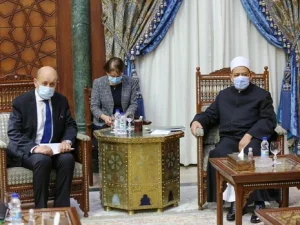 Grand Syekh Al-Azhar Menolak Penisbatan Terorisme pada Islam
