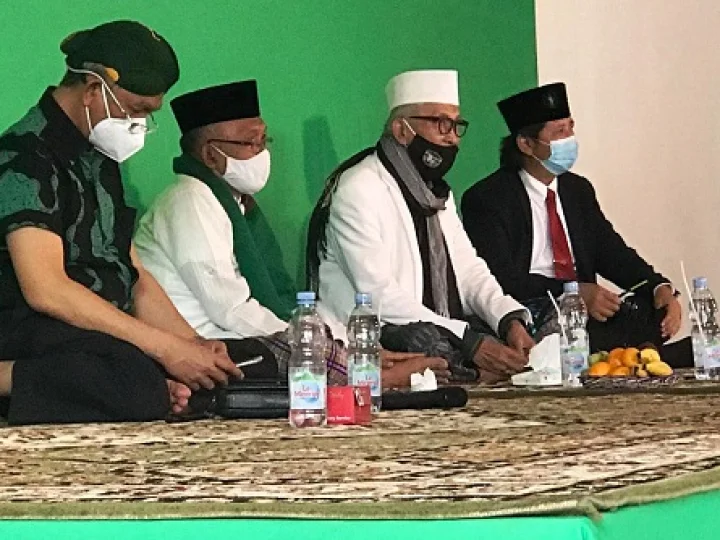 Peringati Hari Pahlawan, Satgas NU Peduli Covid-19 Malang Raya Launching Buku New Normal Life