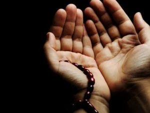 Doa KH. Adlan Aly yang Dapat Diamalkan bagi Para Penuntut Ilmu dan Penghafal Al Qur’an