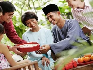 Bagaimana Hukumnya tidak saling Bertegur Sapa antar Tetangga ?