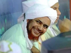 Hubungan Wajah dengan Hati Menurut Habib Umar bin Hafidz