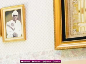 Riwayat Keberkahan Memajang Foto Habib Sholeh Tanggul