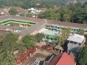 Pesantren Tahfidhil Qur’an Sirojul Ulum, Pare, Kediri