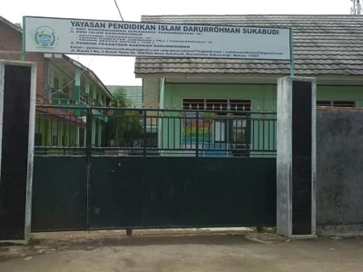 Pesantren Barokah Darurrohman, Kecamatan Sukawangi, Kabupaten Bekasi