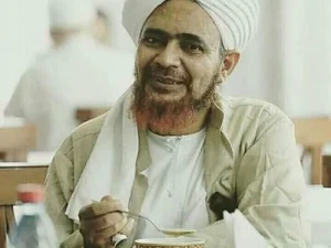 Kasih Sayang Habib Umar bin Hafidz kepada Sang Ibunda