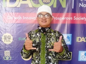 Dosen Ini Berharap Divaksin Bareng Jokowi, Ini Alasannya