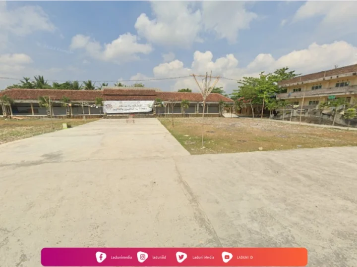 Pesantren Nurul Haromain Kulonprogo