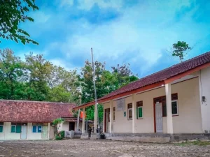 SMK Ma'arif Nurul Haromain Kulon Progo