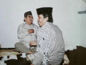 KH. Nurul Huda Djazuli: Gus Dur Bakal Kembali