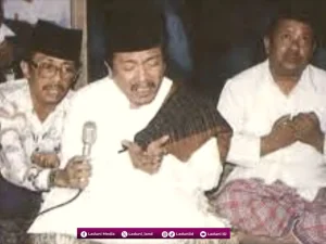 Barokah Doa Gus Miek, Warga Tionghoa Ini Masuk Islam