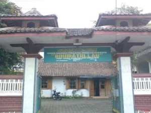 Pesantren Rohmatullah Cokro Magelang