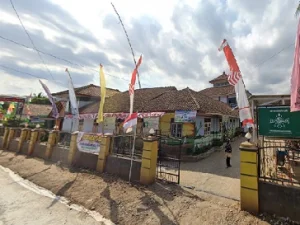 Pesantren Miftahul Anwar Cigaru Cilacap
