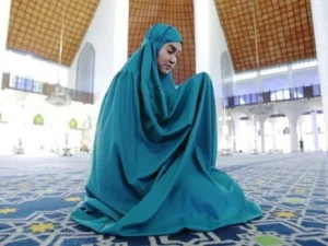 9 Alasan Mengapa Allah Pertemukan Kita dengan Insan yang Salah