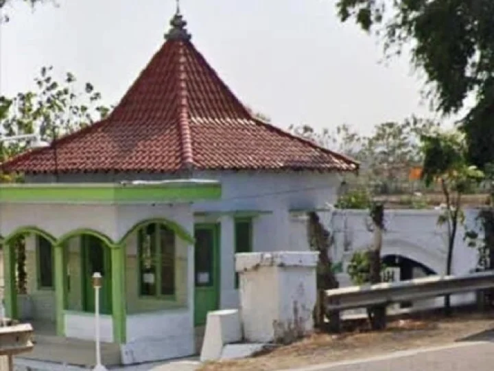 Kisah Makam Mbah Sholeh Rembang: Tak Mempan Dibuldoser