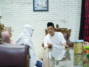 Nenek yang Tertangkap Mencopet Ini Diberi Pekerjaan di Pondok Pesantren