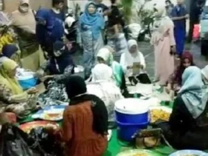 Bantu Warga Terdampak Banjir, Habib Luthfi Buka Dapur Umum