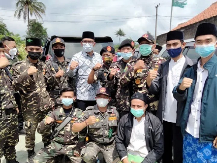 Dikawal Banser, Gubernur Jabar Cek Prokes di Pesantren Hibbatussa’diyyah