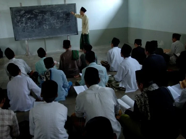 Pentingnya Guru Dalam Belajar Ilmu Agama