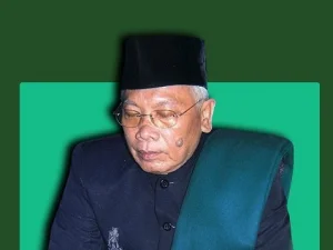 KH. Cholil Bisri dalam Catatan Seorang Santri