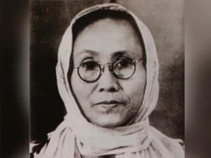 Biografi Nyai. R Hindun