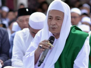 Abah Maulana Habib Luthfi bin Yahya Jelaskan Keistimewaan Tahlil