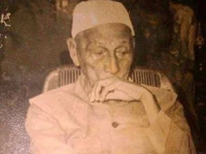 Kiai Khozin Buduran: Sang Zahid Pencetak Ulama-Ulama Hebat