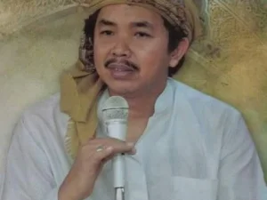 Bila Pasutri Ingin Bahagia, Ini Wejangan dari KHR Mochammad Cholil As'ad