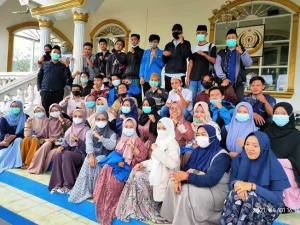 Kopri PMII STAI Al-Azhary Sukses Gelar Wisata Religi