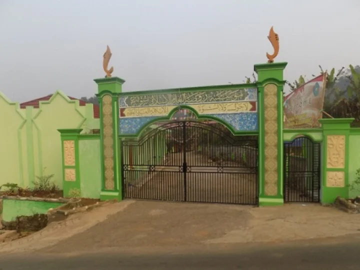 Pesantren Al-Ikhlas Raudhatul Uluum Subang