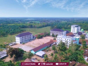Pesantren Hidayatul Mubtadiin Jati Agung Lampung Selatan