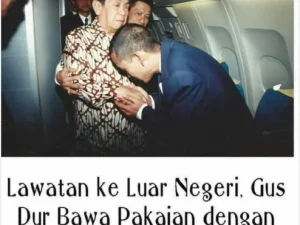 Presiden Gus Dur Pernah Gunakan Kardus Bawa Pakaian Melawat Ke China