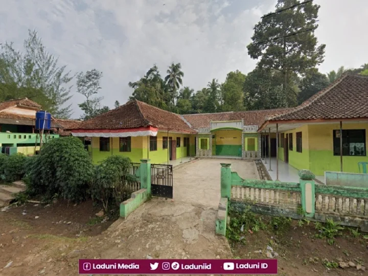 Pesantren Nurul Falah Kaung Caang Banten