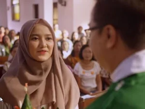 Muslim Masuk Tempat Ibadah Agama Lain, Kenapa Tidak