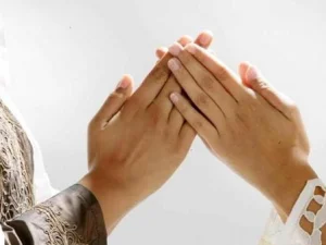 Ucapan Maaf di Hari Raya Tidak Bisa Menggugurkan Dosa Sesama Manusia