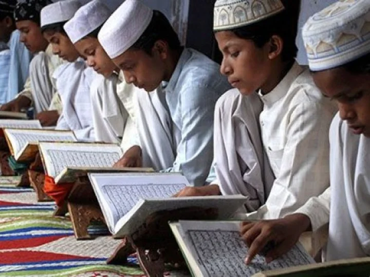 Waktu Paling Utama Untuk Mencari Ilmu (Ngaji)