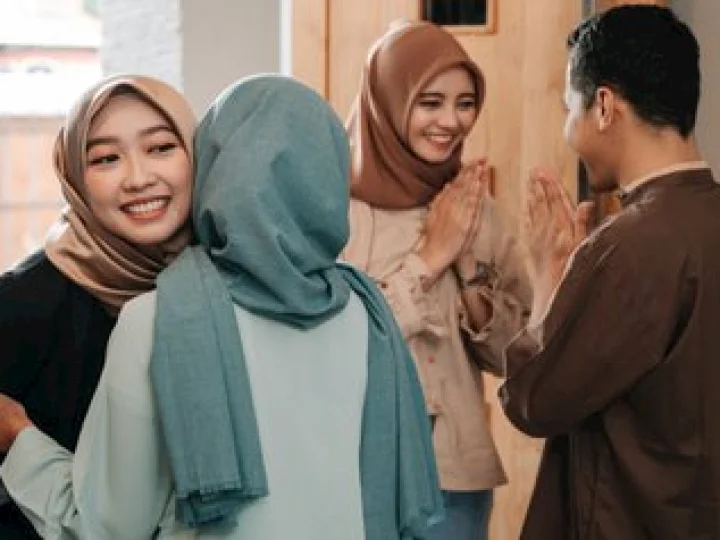 Halal bi Halal: Nilai Surplus Bagi Manusia