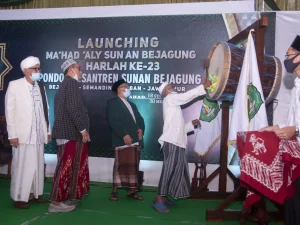 Launching Ma'had Aly Sunan Bejagung Tuban, Rais Aam PBNU Berharap Lahirkan Kader Solutif Bagi Umat