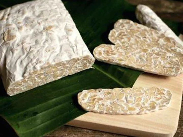 Mbah Manab Menolak Makan Tempe
