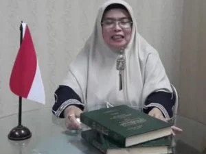 Ustadzah Dewi Ani: Mendoakan Orang Tua Beda Agama